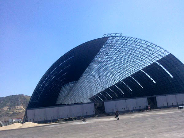 静安桶壳螺栓球网架工程